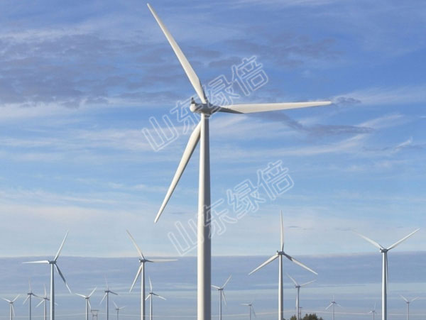 How Does A Wind Turbine Turn So Slowly Generate Electricity?