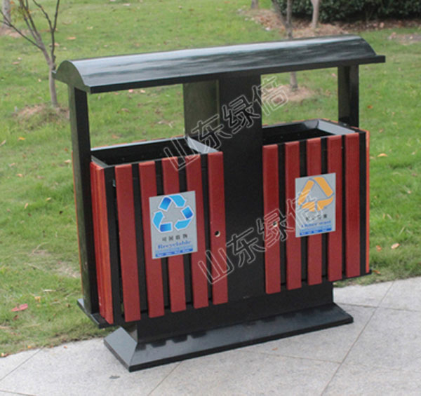 Outdoor Waste Receptacle With Inner Plastic Bin