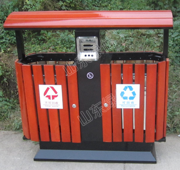 Outdoor Waste Receptacle With Inner Plastic Bin