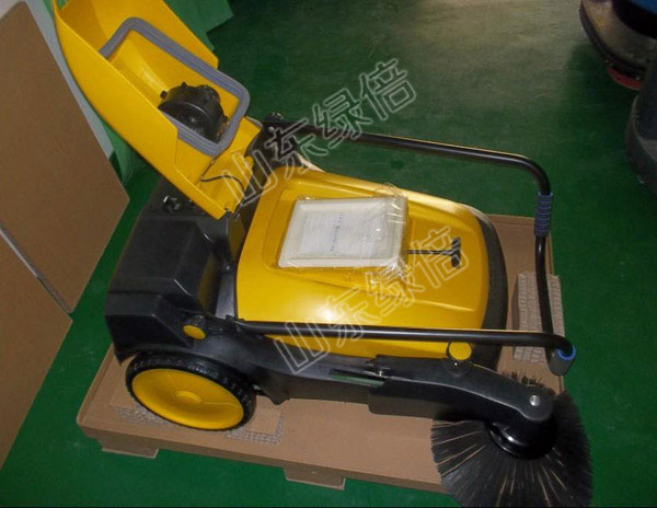 Walk Behind Floor Sweeping Machine With Large Battery Capacity