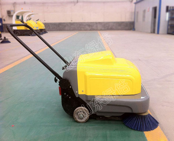 Walk Behind Floor Sweeping Machine With Large Battery Capacity