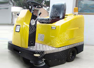 Industrial Ride On Automatic Multi-Purpose Sweeper