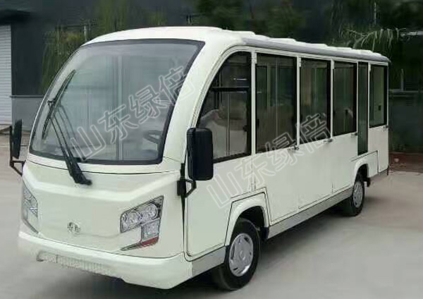 Origin and Application of 14 Seats of Enclosed Shuttle Bus